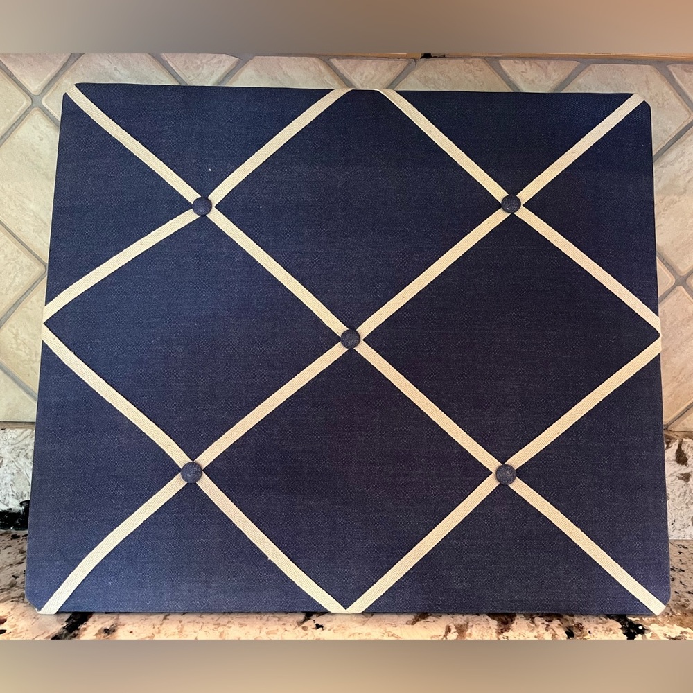 Photo/Memory Board - Picture 2 of 2